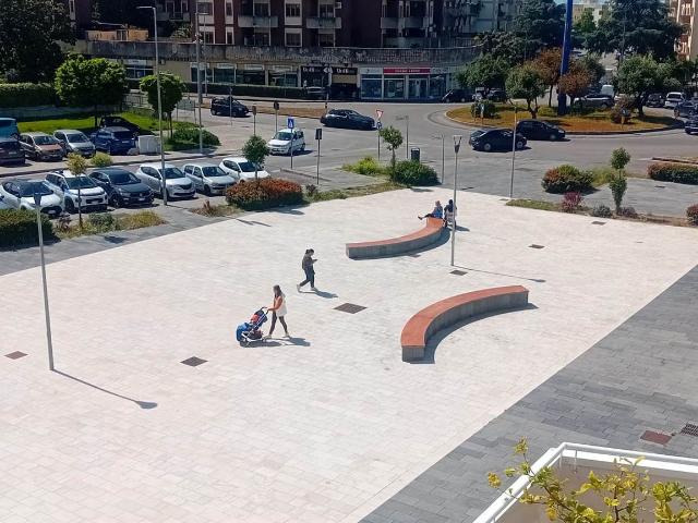 Affitto Appartamento, in zona ARBOSTELLA, SALERNO