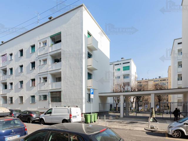 Affitto Appartamento, in zona ARGONNE, MILANO