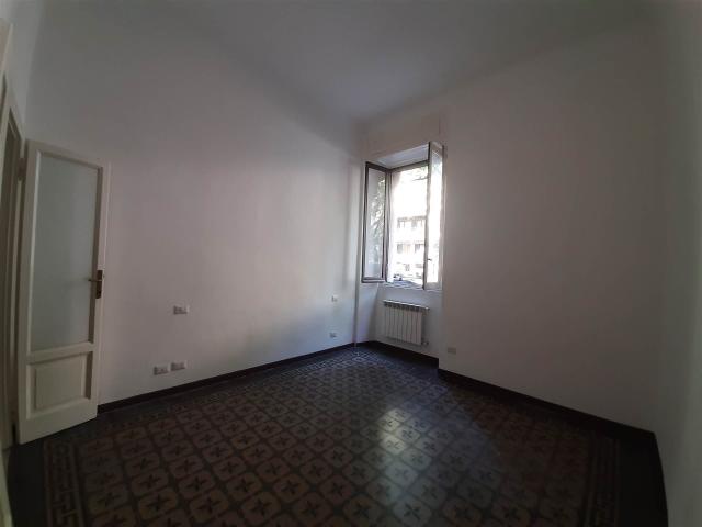 Affitto Appartamento, in zona BUENOS AIRES, MILANO