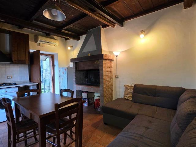 Affitto Appartamento, in zona BAGNAIA, VITERBO