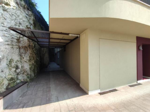 Affitto Appartamento, in zona BIONDELLA, VERONA
