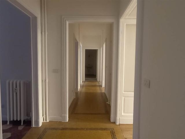 Affitto Appartamento, in zona CADORE, MILANO