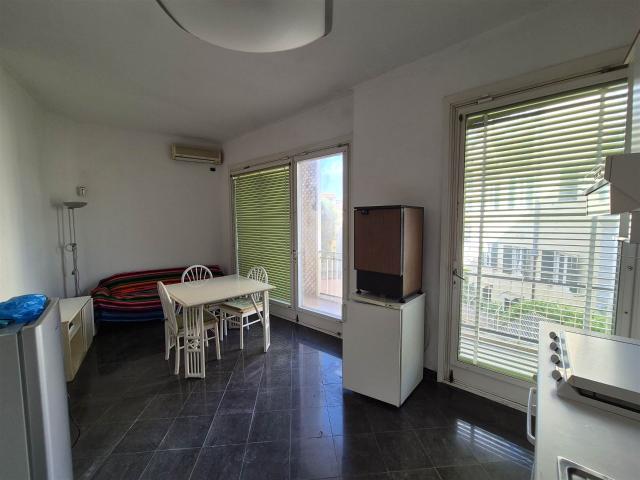 Affitto Appartamento, in zona CAMPO DI MARTE, FIRENZE