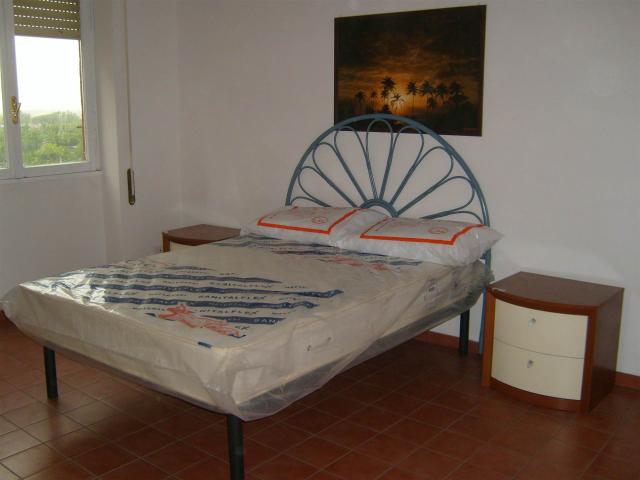 Affitto Appartamento, in zona CASAL BRUCIATO, ROMA