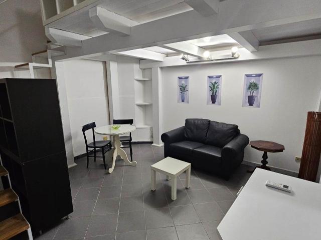 Affitto Appartamento, in zona CARMINE, SALERNO
