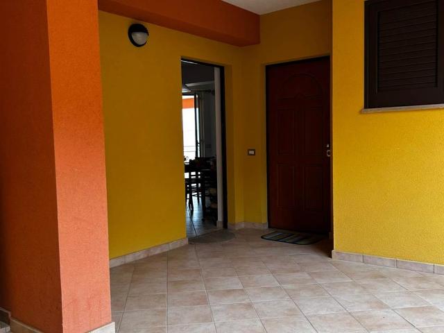 Affitto Appartamento, in zona CARONIA MARINA, CARONIA