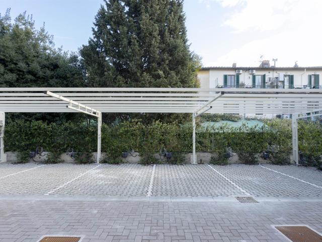 Affitto Appartamento, in zona CAREGGI, FIRENZE