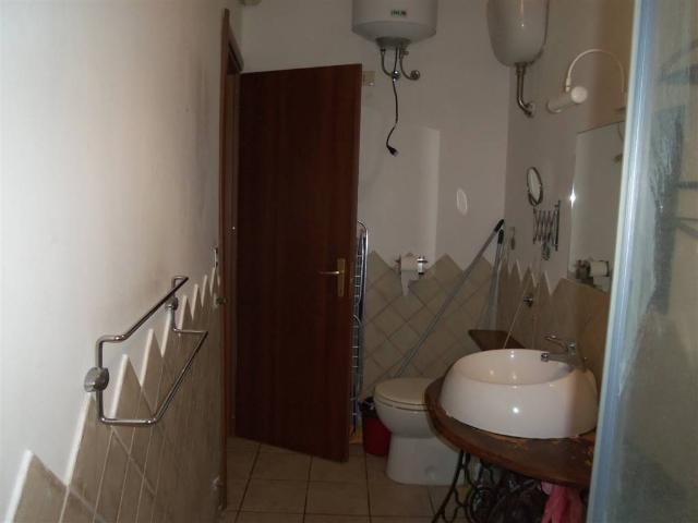 Affitto Appartamento, in zona CENTRO, VITERBO