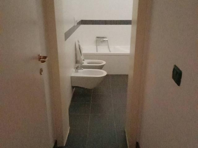 Affitto Appartamento, in zona CENTRO CITTÀ, BRINDISI