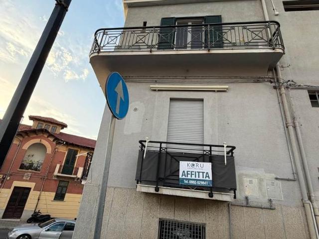 Affitto Appartamento, in zona CENTRO, REGGIO CALABRIA