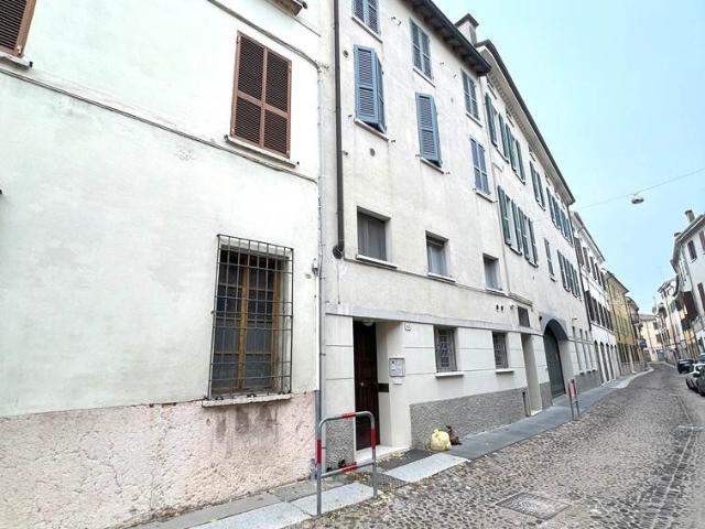 Affitto Appartamento, in zona CENTRO STORICO, MANTOVA