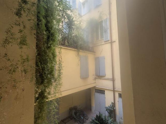 Affitto Appartamento, in zona CENTRO STORICO, MODENA