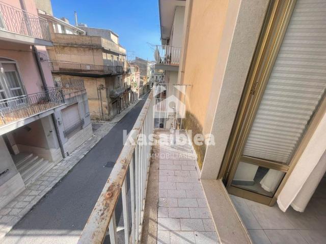 Affitto Appartamento, in zona CENTRO STORICO ALTO, RAGUSA