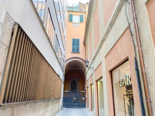 Affitto Appartamento, in zona CENTRO STORICO, BOLOGNA