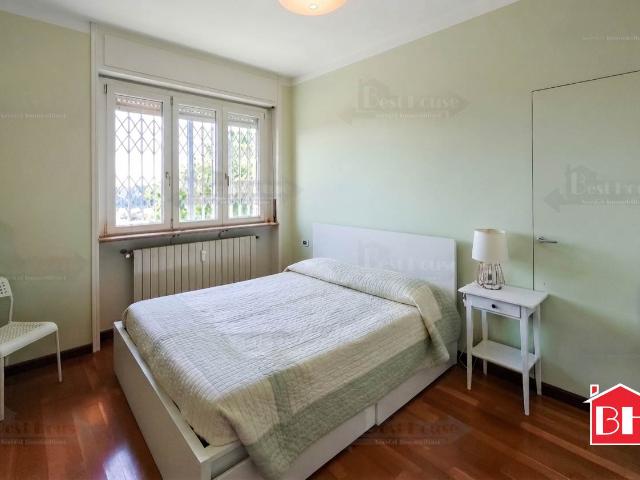 Affitto Appartamento, in zona CIMIANO, MILANO