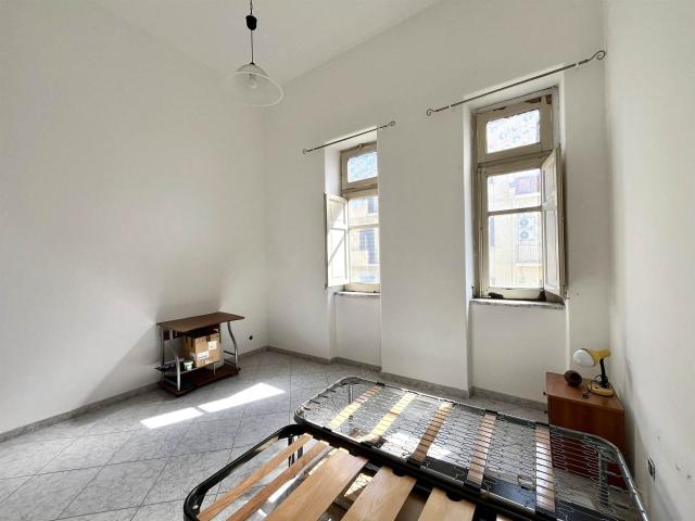 Affitto Appartamento, in zona CORSO TUKORY, PALERMO