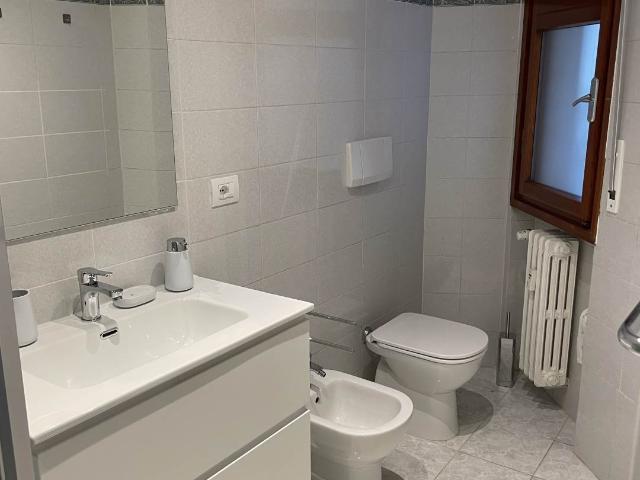 Affitto Appartamento, in zona COVERCIANO, FIRENZE