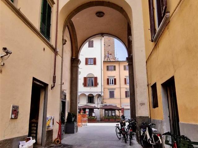 Affitto Appartamento, in zona DUOMO, FIRENZE