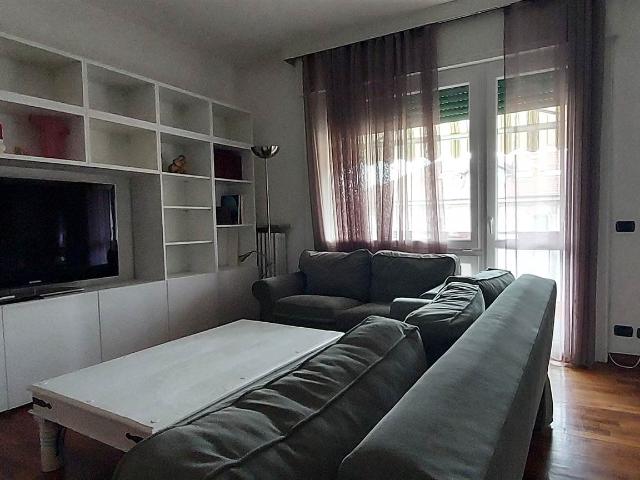 Affitto Appartamento, in zona DE ANGELI, MILANO