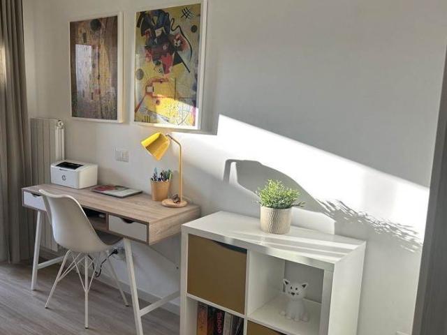 Affitto Appartamento, in zona FAMAGOSTA, MILANO