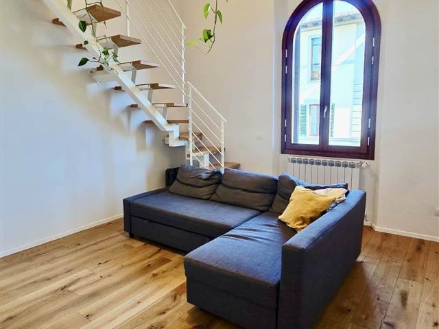 Affitto Appartamento, in zona FERRUCCI, FIRENZE