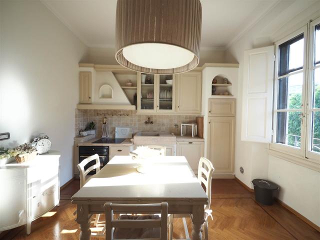 Affitto Appartamento, in zona FERRUCCI, FIRENZE