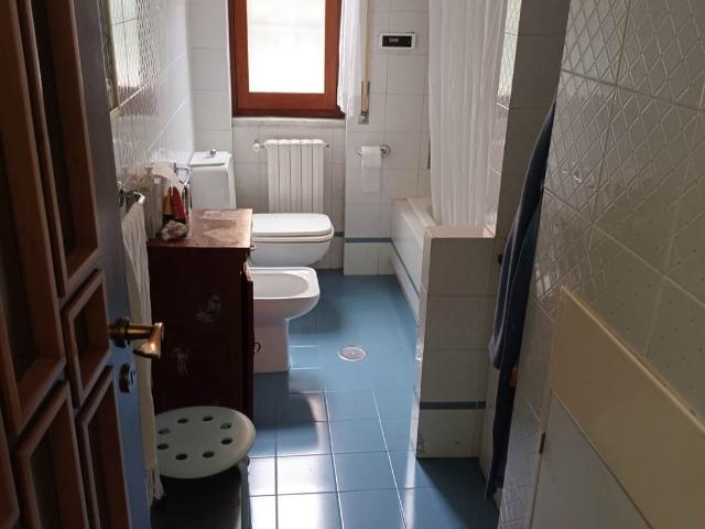 Affitto Appartamento, in zona GINESTRE / SALA ABBAGNANO / PANORAMICA / CASA MANZO, SALERNO