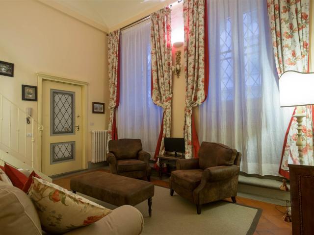 Affitto Appartamento, in zona INDIPENDENZA, FIRENZE