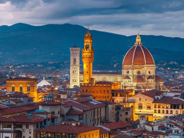 Affitto Appartamento, in zona LUNGARNO AMERIGO VESPUCCI, FIRENZE