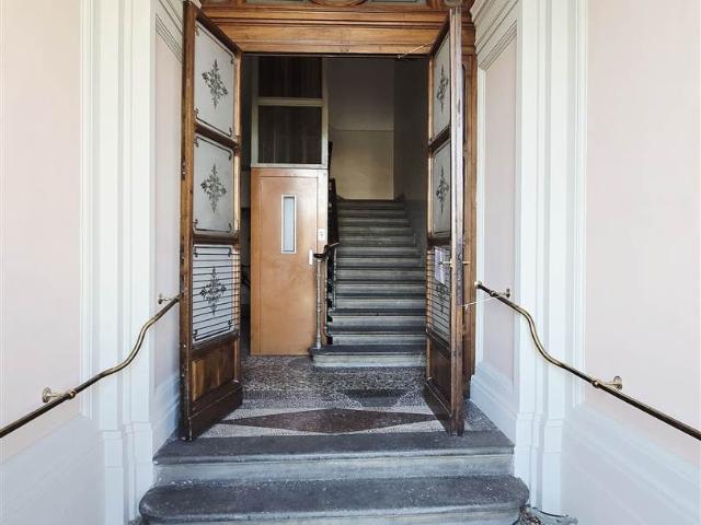 Affitto Appartamento, in zona LUNGARNO SERRISTORI, FIRENZE