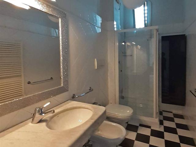 Affitto Appartamento, in zona LIBERTÀ, FIRENZE