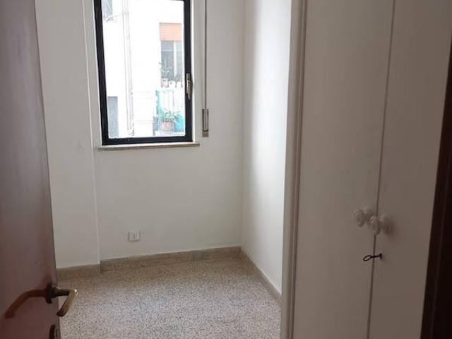 Affitto Appartamento, in zona LIBERTÀ, PALERMO