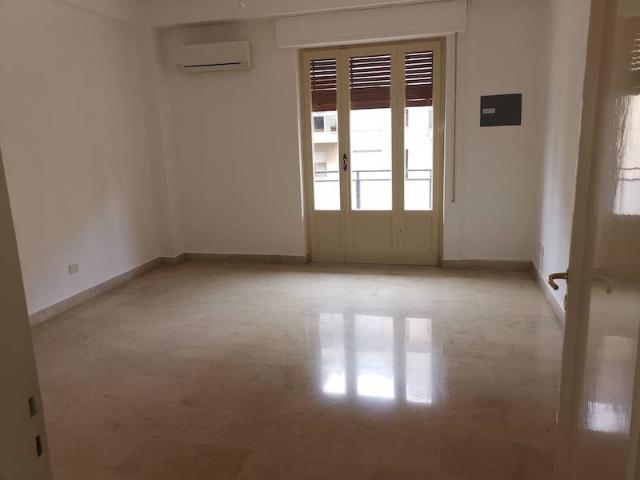 Affitto Appartamento, in zona LIBERTÀ, PALERMO