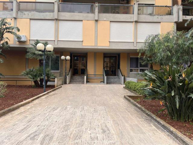 Affitto Appartamento, in zona LIBERTÀ, PALERMO