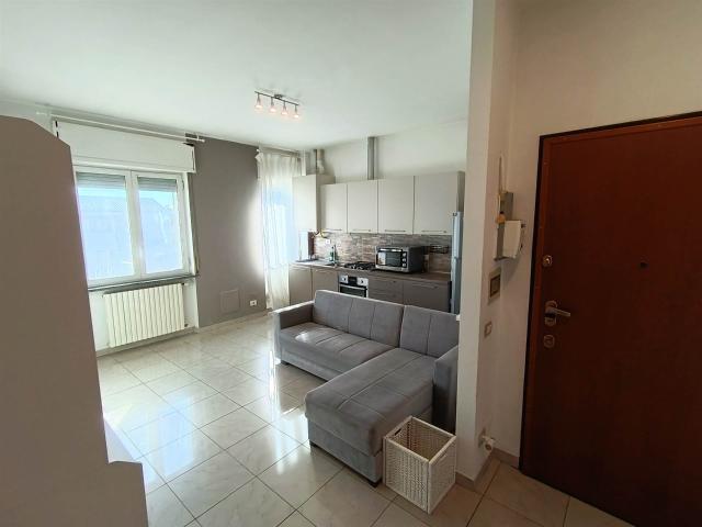 Affitto Appartamento, in zona PALAZZOLO MILANESE, PADERNO DUGNANO