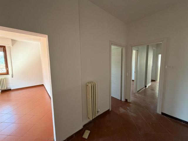 Affitto Appartamento, in zona PISTOIA OVEST, PISTOIA