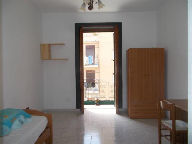Affitto Appartamento, in zona POLICLINICO, PALERMO