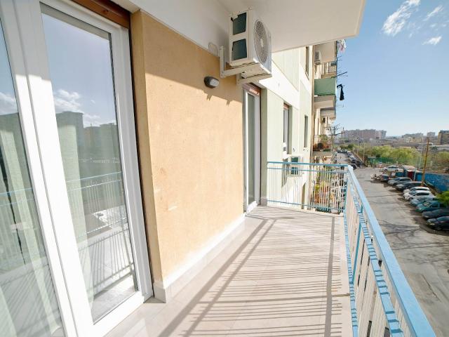 Affitto Appartamento, in zona POLICLINICO, PALERMO