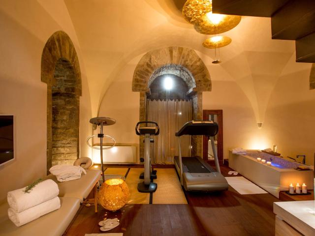 Affitto Appartamento, in zona PONTE VECCHIO, FIRENZE