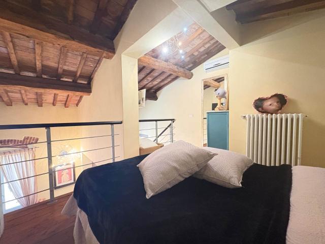 Affitto Appartamento, in zona PORTA ROMANA, FIRENZE
