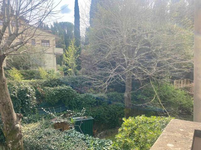 Affitto Appartamento, in zona PORTA ROMANA, FIRENZE