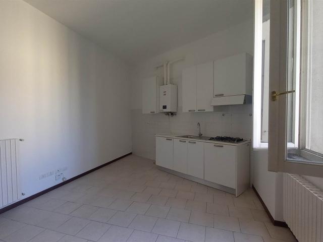Affitto Appartamento, in zona PORTA VENEZIA, MILANO