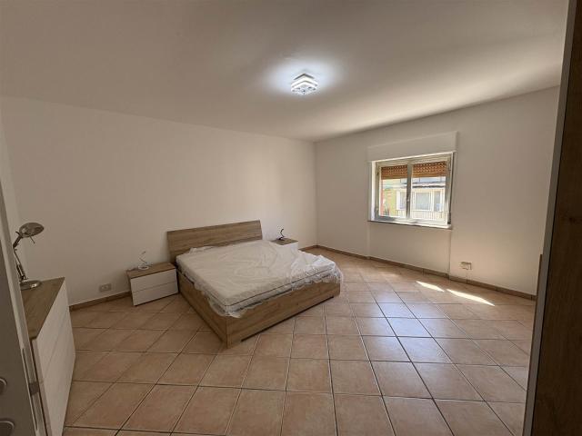 Affitto Appartamento, in zona PROVINCIALE / VILLA DANTE, MESSINA