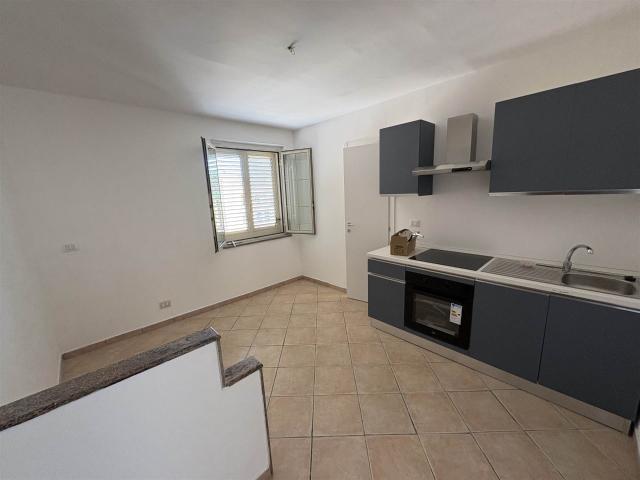 Affitto Appartamento, in zona PROVINCIALE / VILLA DANTE, MESSINA