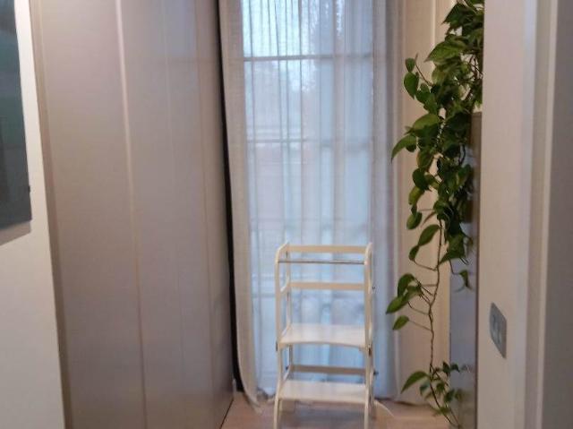 Affitto Appartamento, in zona ROMOLO, MILANO