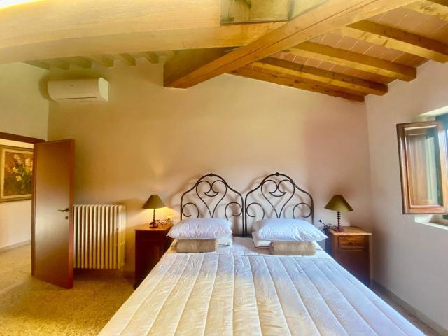 Affitto Appartamento, in zona ROVETA, SCANDICCI