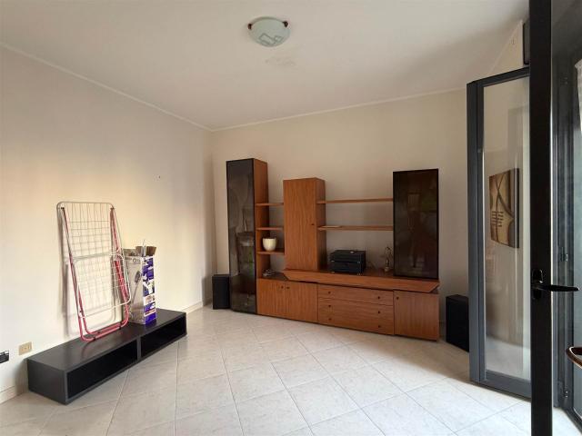 Affitto Appartamento, in zona SAN VITO/LAMA/CARELLI, TARANTO