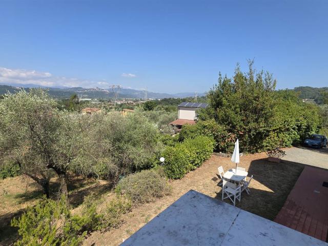 Affitto Appartamento, in zona SANTA CATERINA, SARZANA