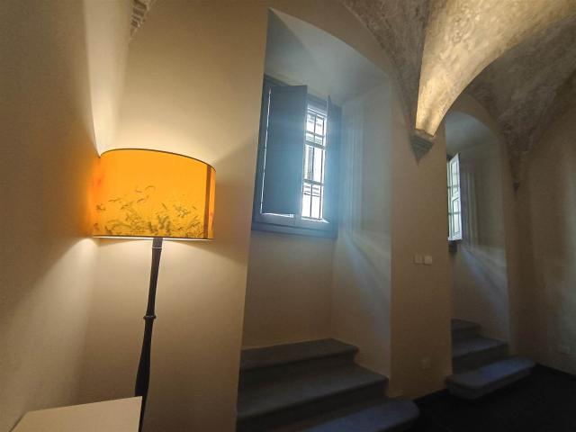 Affitto Appartamento, in zona SANTA CROCE, FIRENZE
