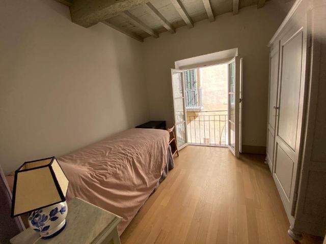 Affitto Appartamento, in zona SANTA CROCE, FIRENZE
